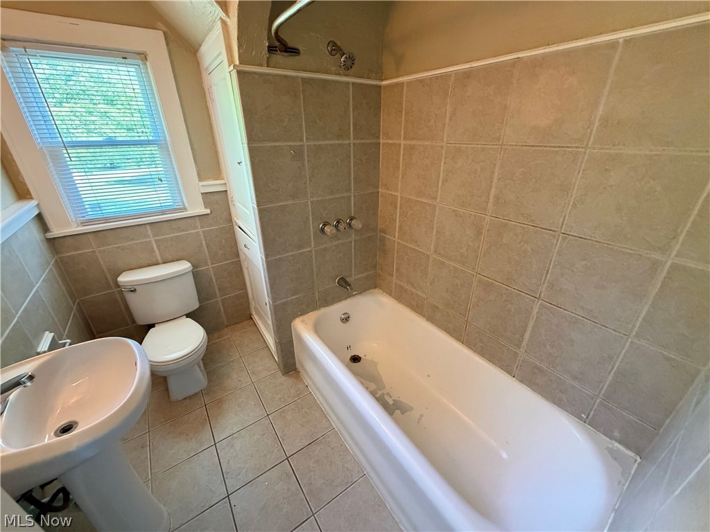 918 Frederick Boulevard Property Photo 24
