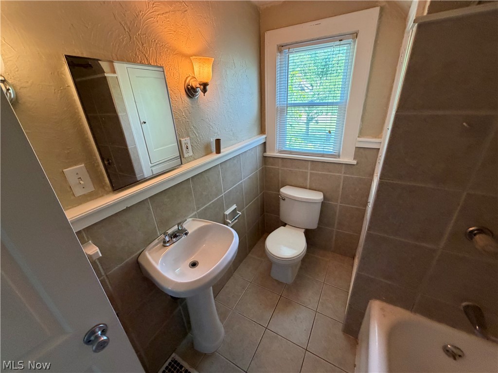 918 Frederick Boulevard Property Photo 25