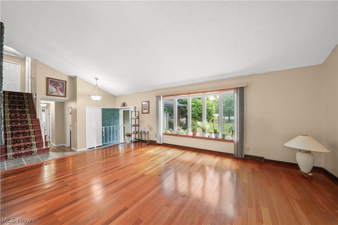 4781 N Hillary Oval Property Photo 5