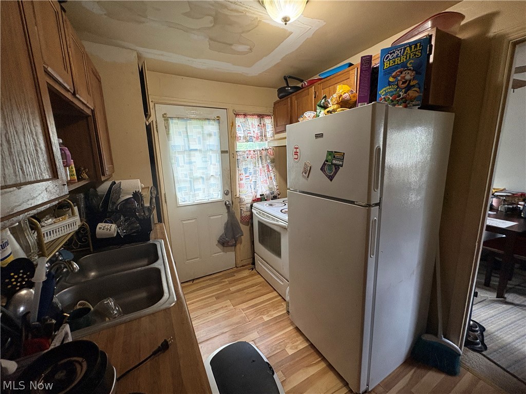 24951 Treadwell Property Photo 7