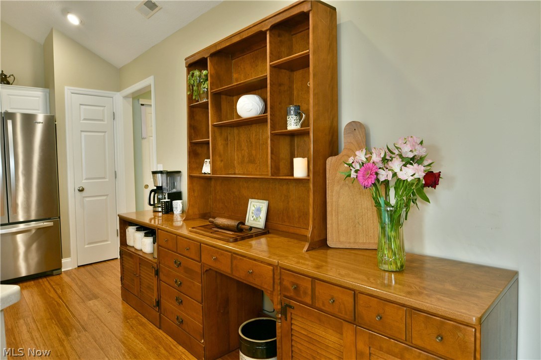 201 River Glen Drive Ne Property Photo 32