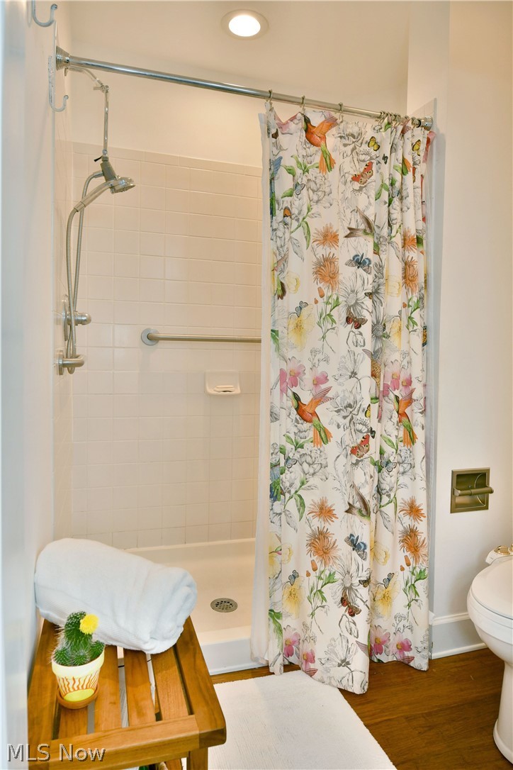 201 River Glen Drive Ne Property Photo 44
