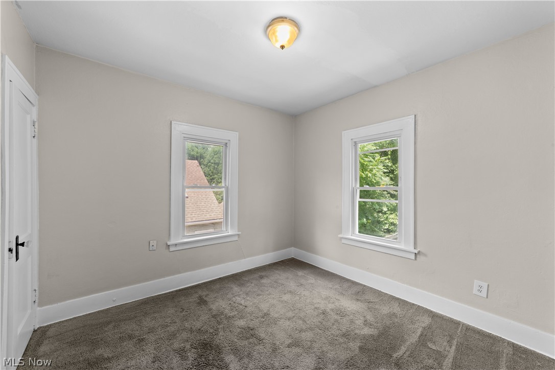 203 Crosby Property Photo 8
