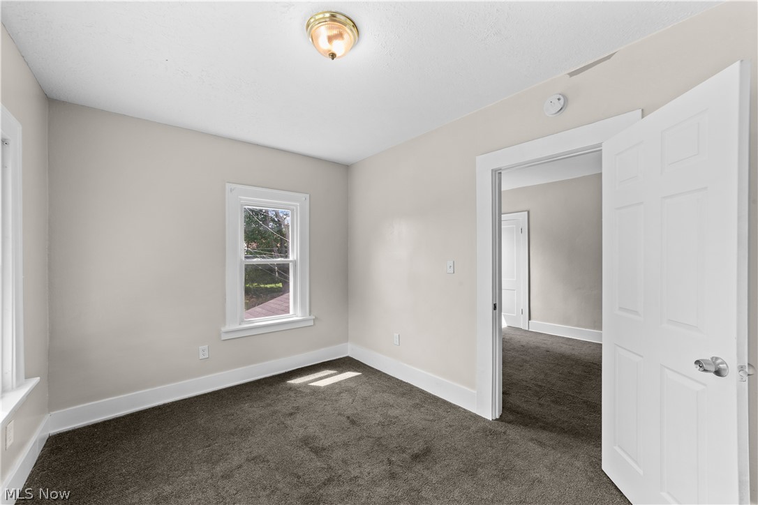 203 Crosby Property Photo 11