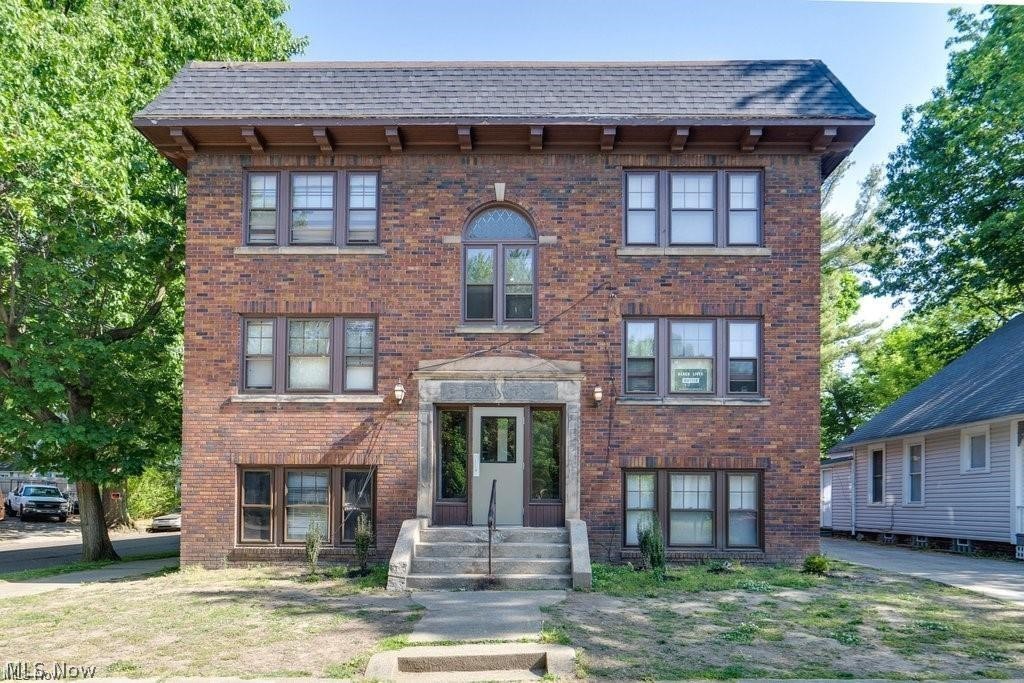 79 Frances Avenue Property Photo 2