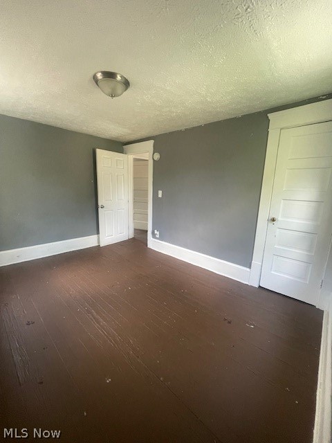 435 Windsor Street Property Photo 13