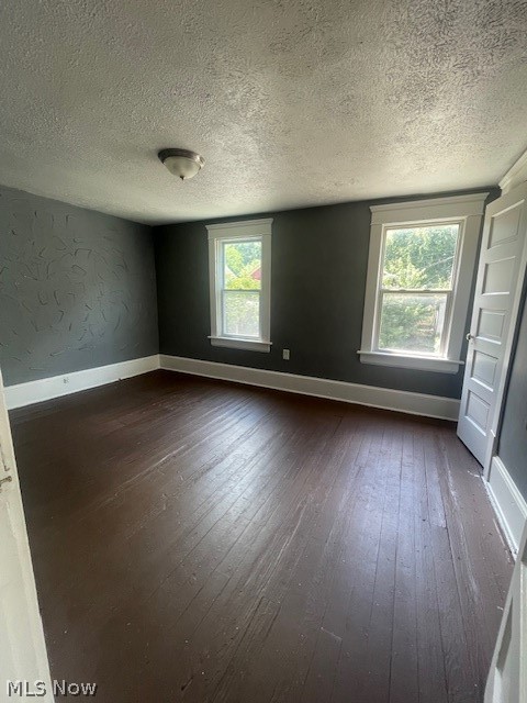 435 Windsor Street Property Photo 14