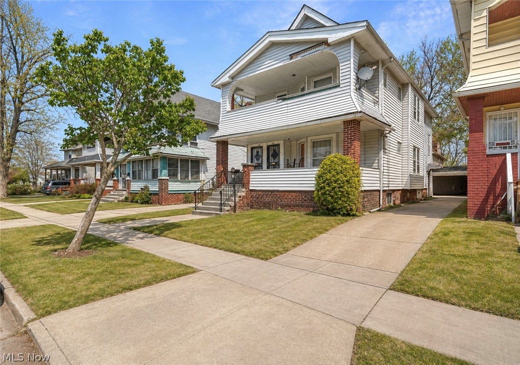 407 E 147th Street Property Photo 1