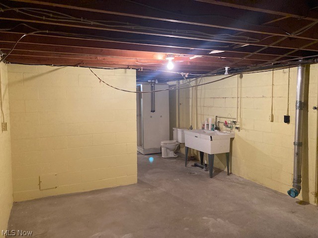 8770 Squirrel Hill Property Photo 20