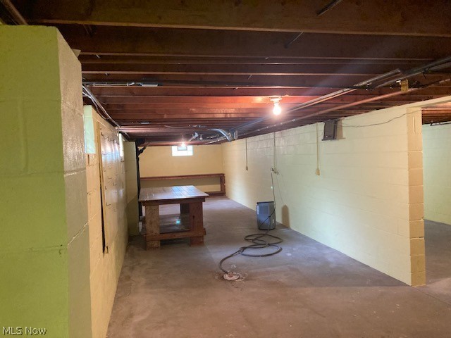 8770 Squirrel Hill Property Photo 21