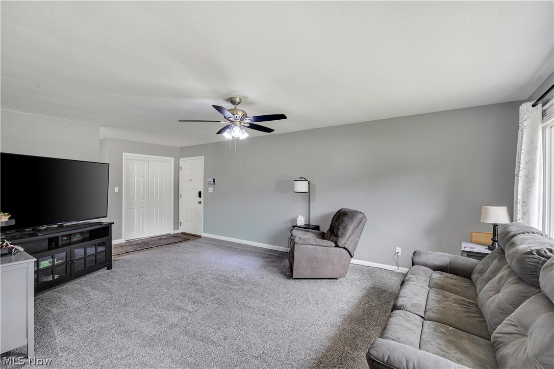 4340 Nottingham Avenue Property Photo 3