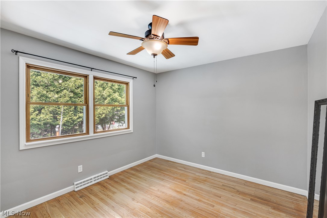 4340 Nottingham Avenue Property Photo 18
