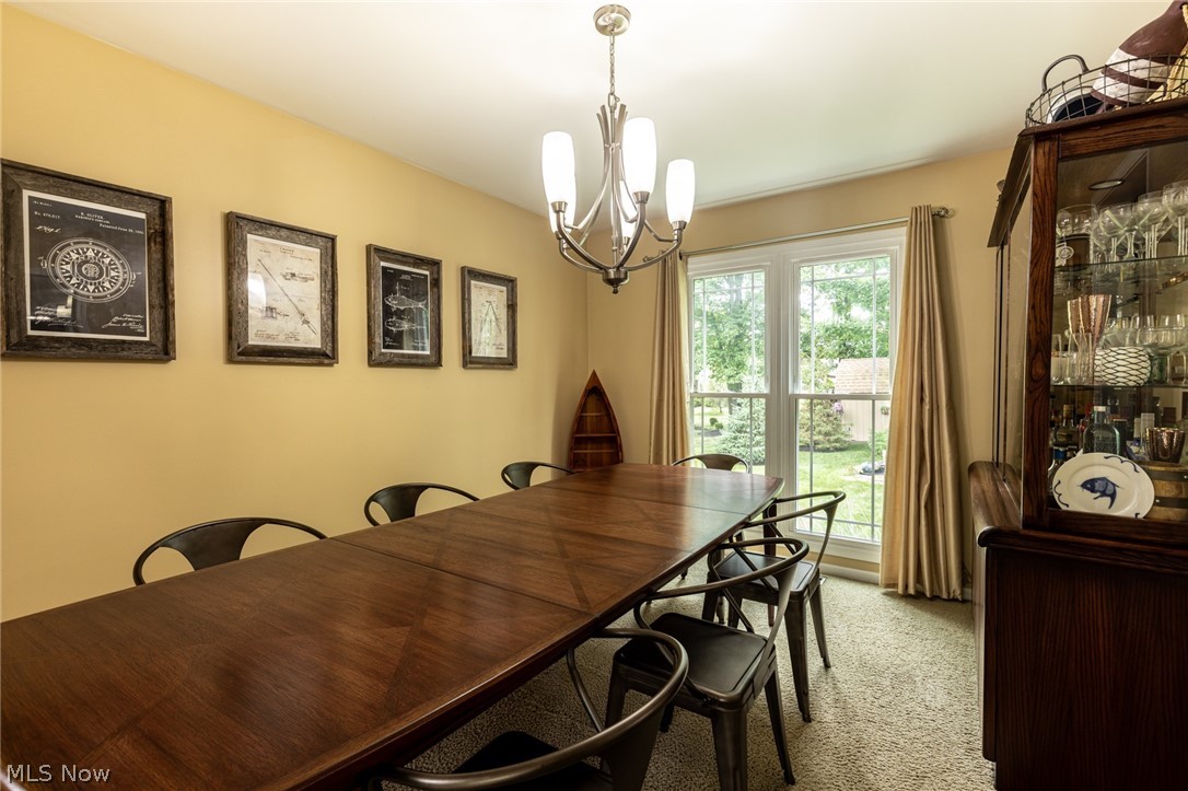 18717 Walnut Drive Property Photo 11