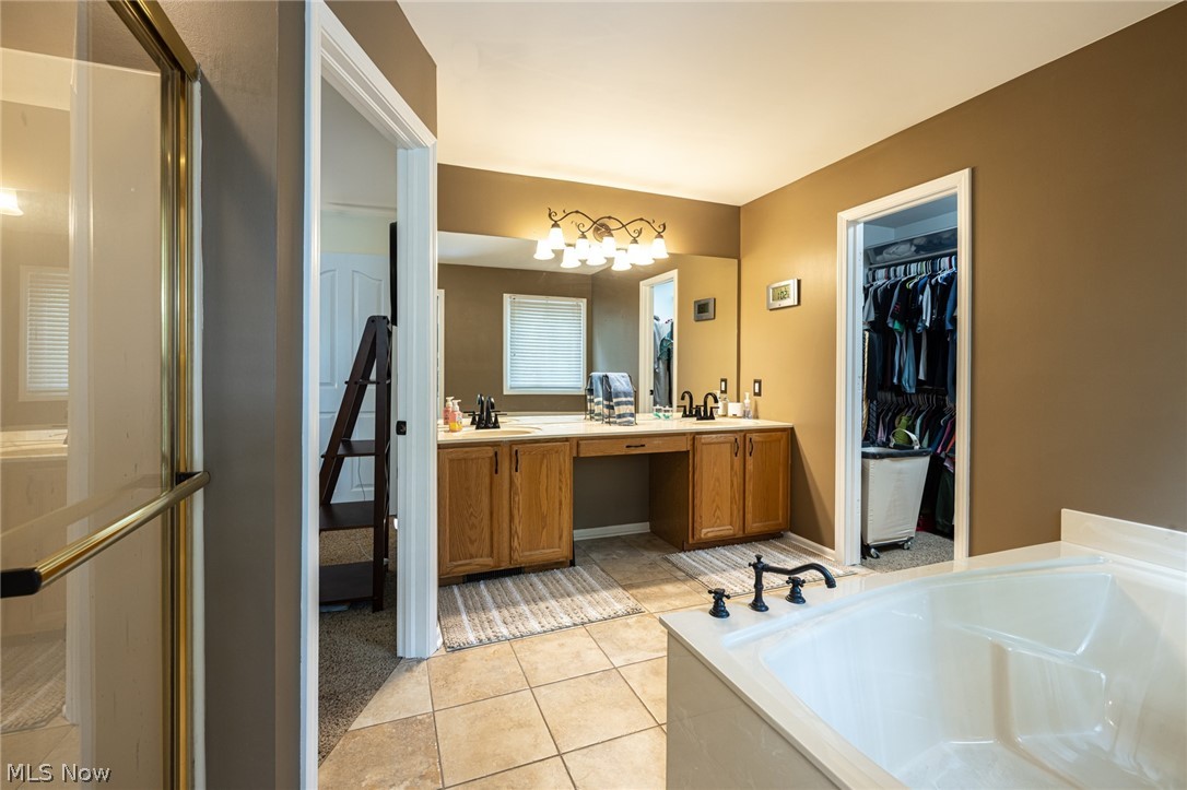 18717 Walnut Drive Property Photo 23