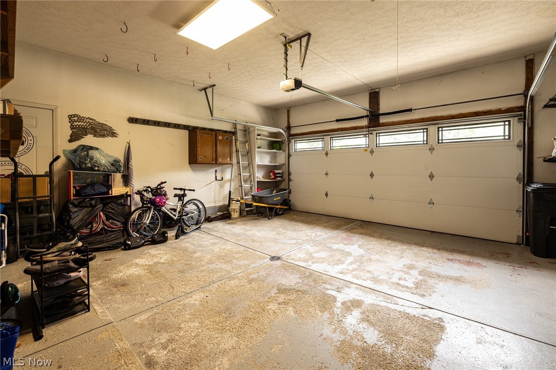 18717 Walnut Drive Property Photo 31