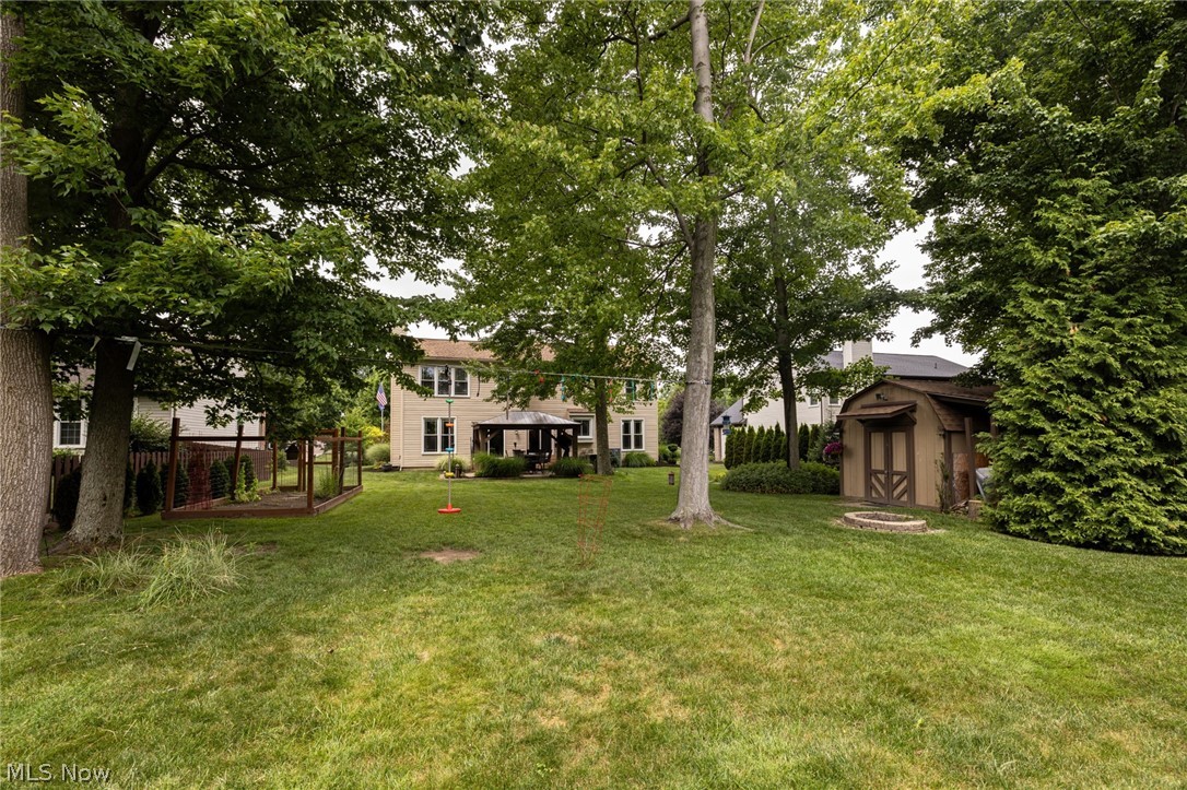18717 Walnut Drive Property Photo 33