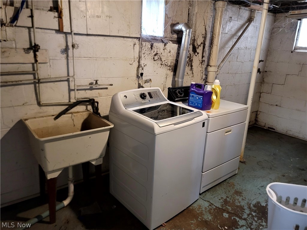 543 Kling Street Property Photo 15