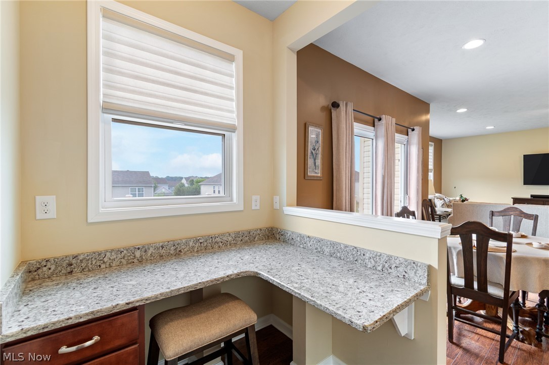 49 Garnett Property Photo 12