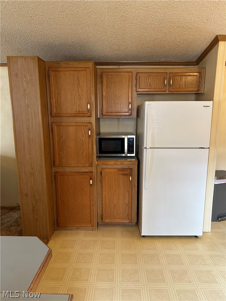 2655 Stoneyridge Drive Property Photo 4