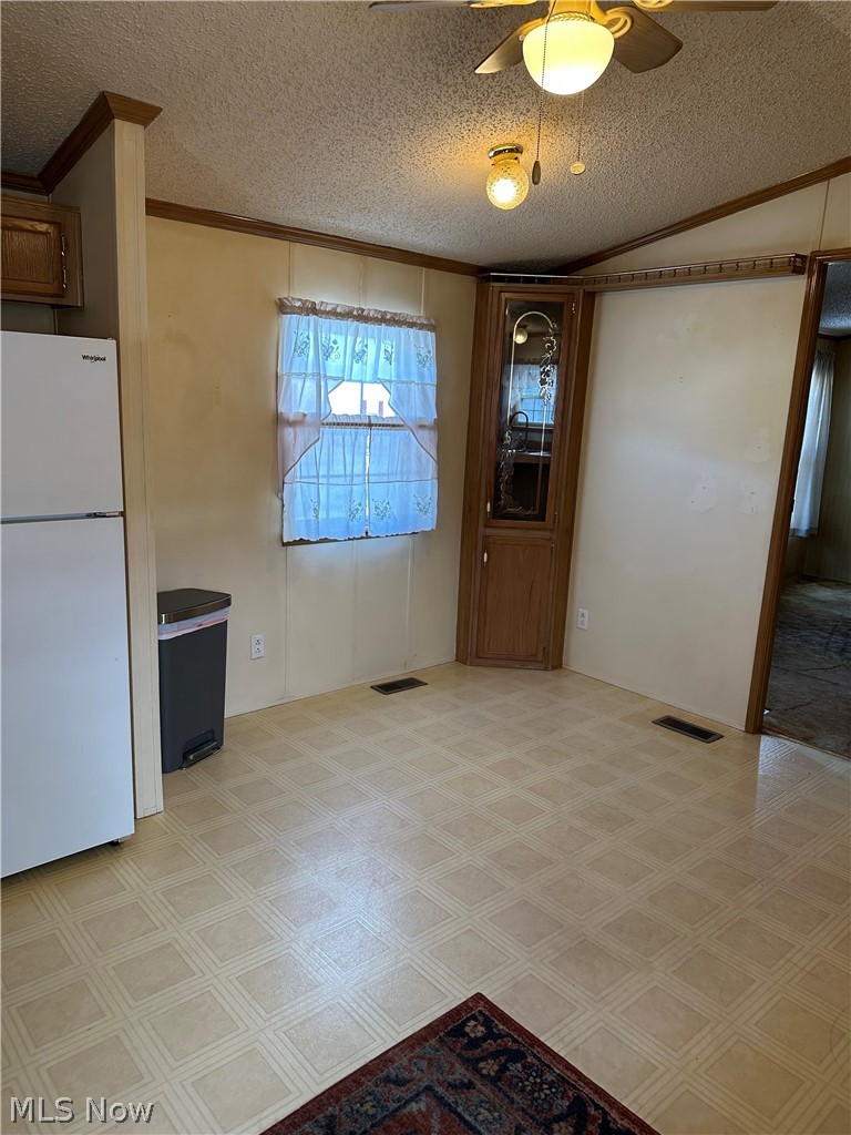 2655 Stoneyridge Drive Property Photo 6