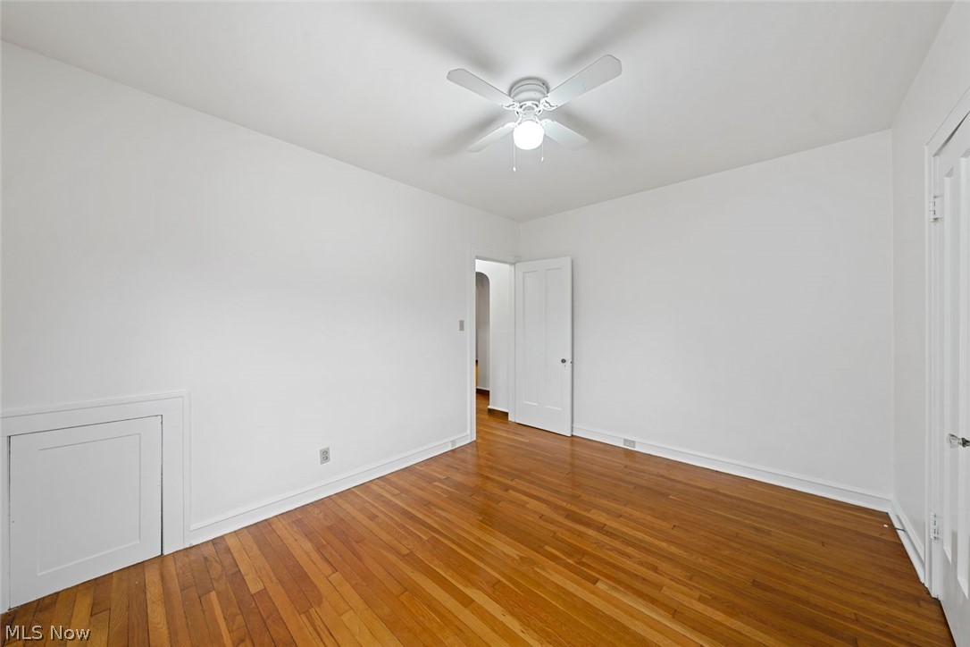 3850 Mayfield Road Down Property Photo 15