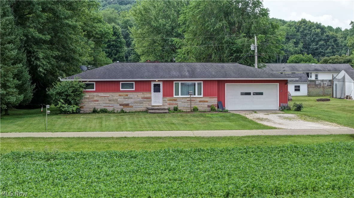 47881 Township Road 202