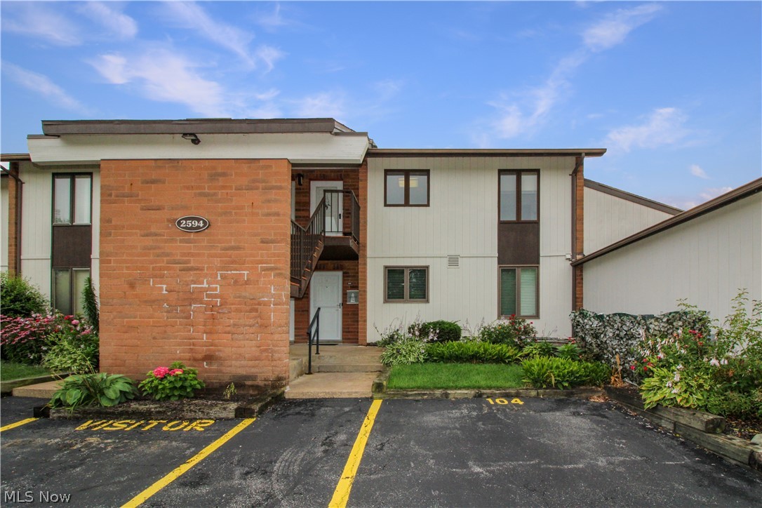 2594 E Sun Valley Drive 204