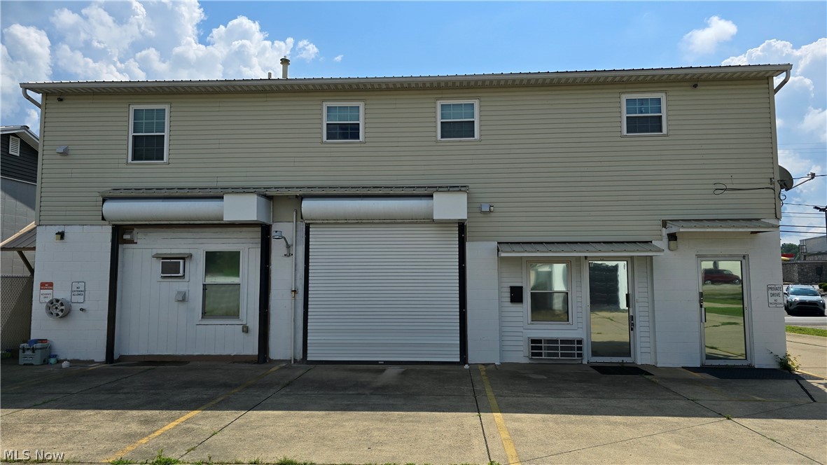 209 Lee Street Property Photo 4