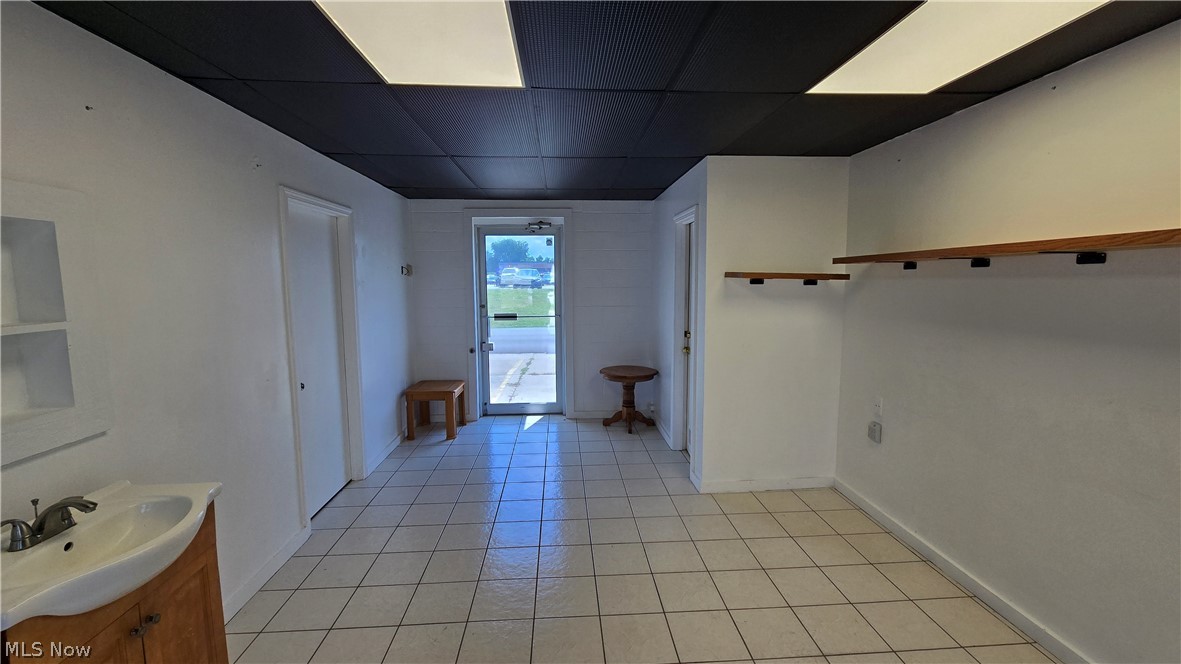 209 Lee Street Property Photo 5