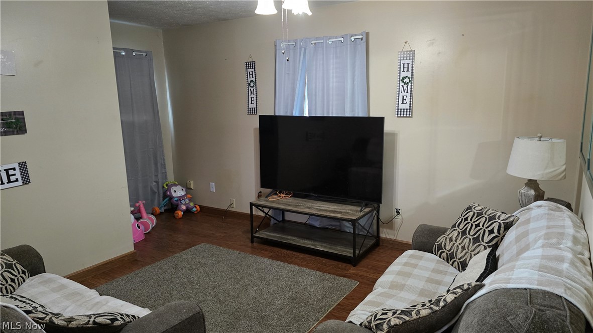 209 Lee Street Property Photo 23
