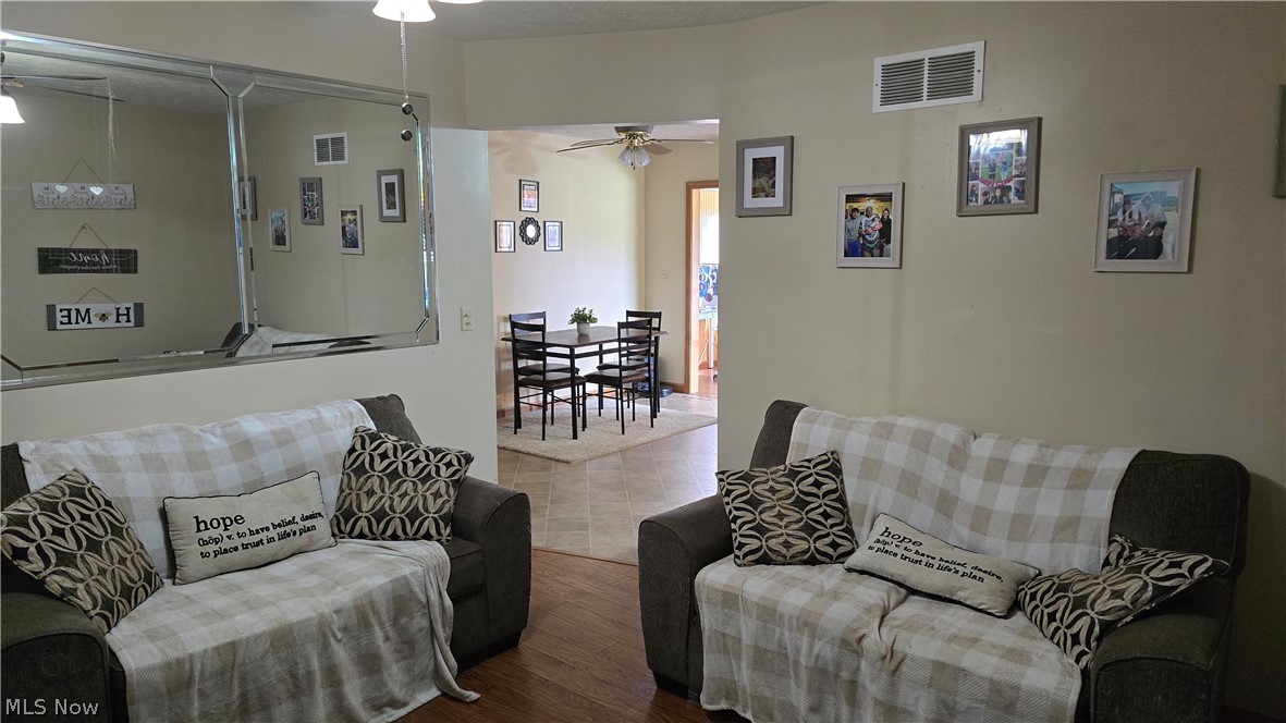 209 Lee Street Property Photo 24