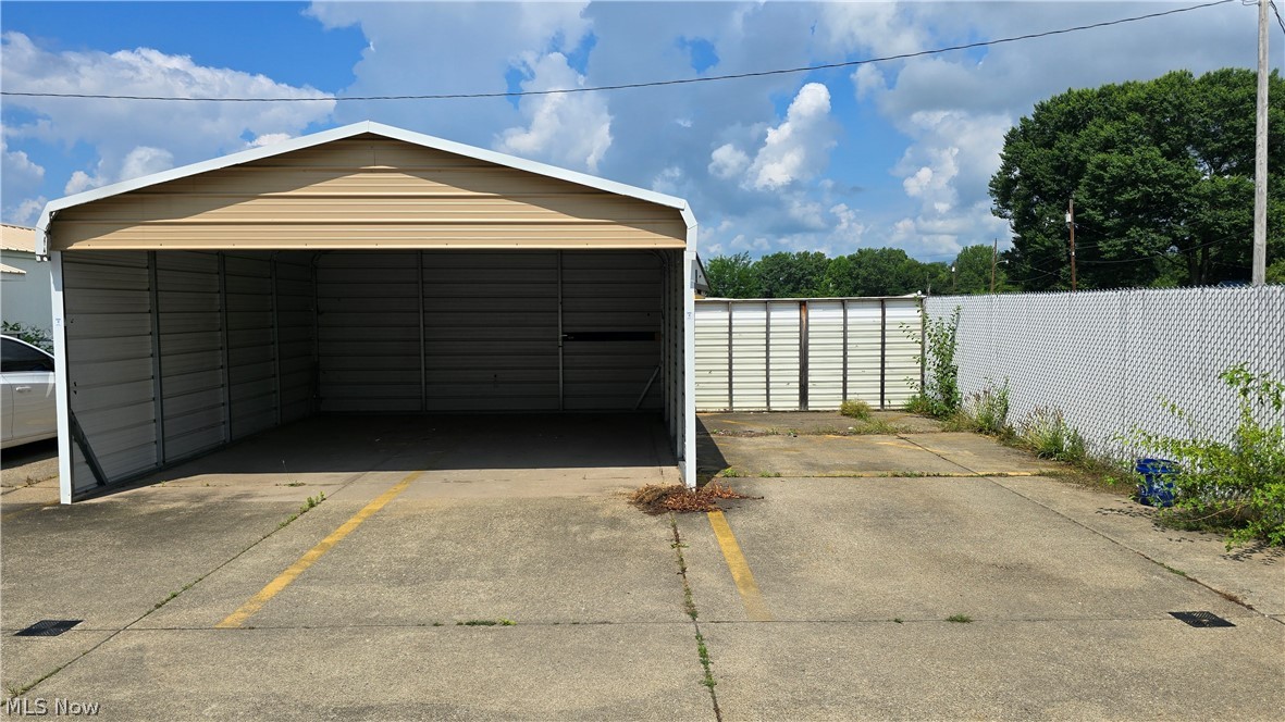 209 Lee Street Property Photo 39