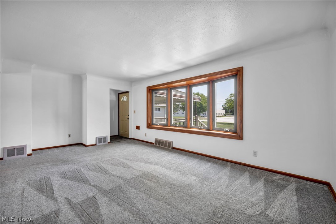 3929 E 365th Street Property Photo 13