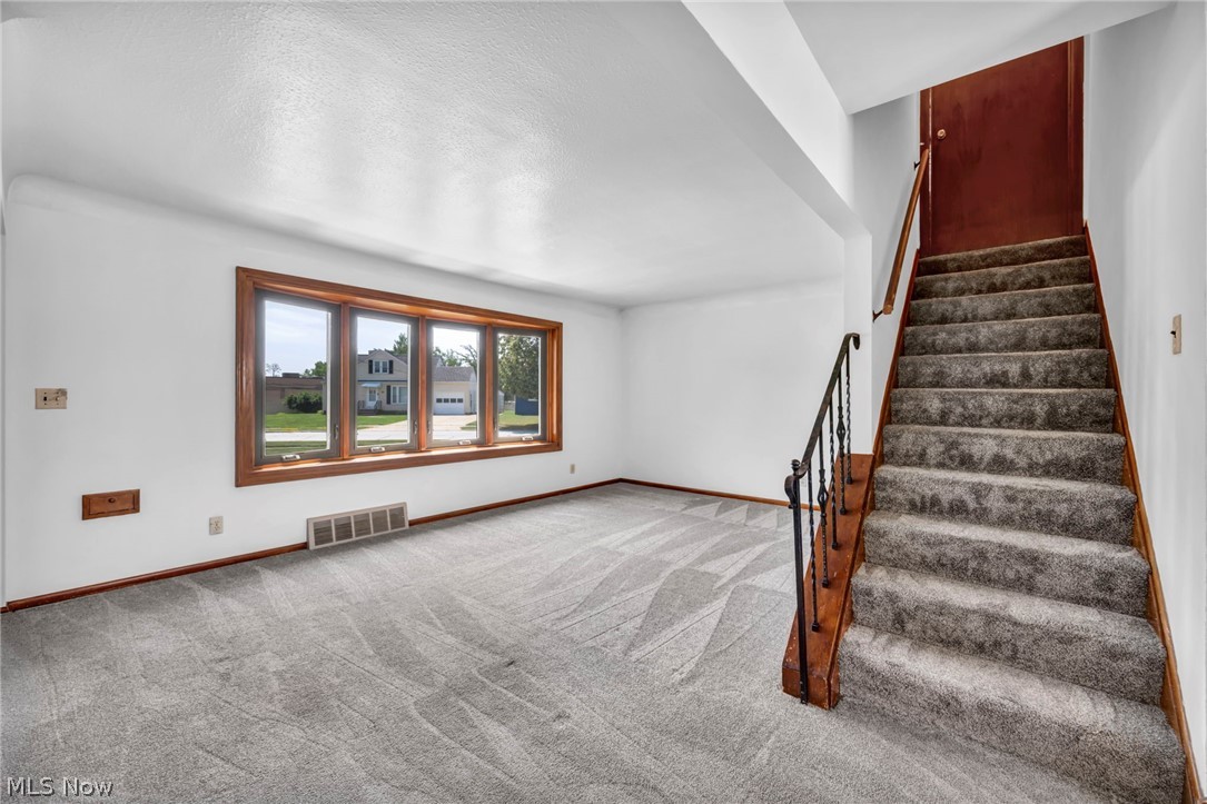 3929 E 365th Street Property Photo 15