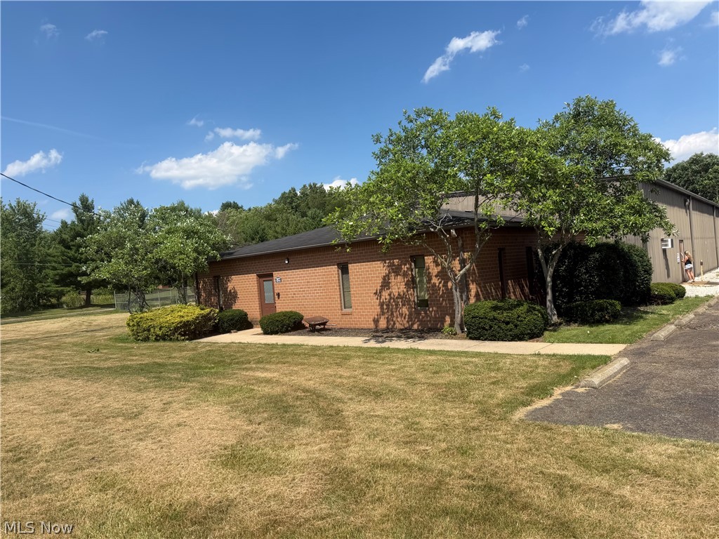 3822 Victory Avenue Property Photo 1
