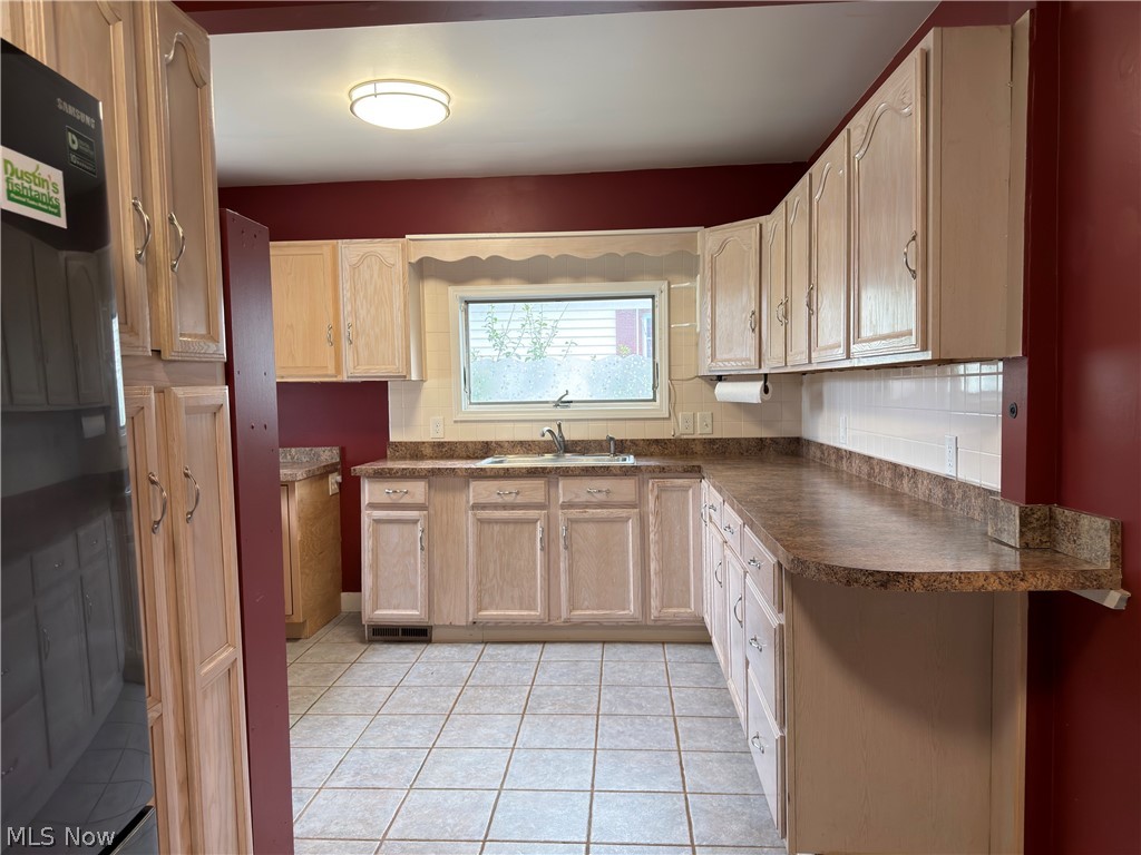 193 Fremont Avenue Property Photo 9