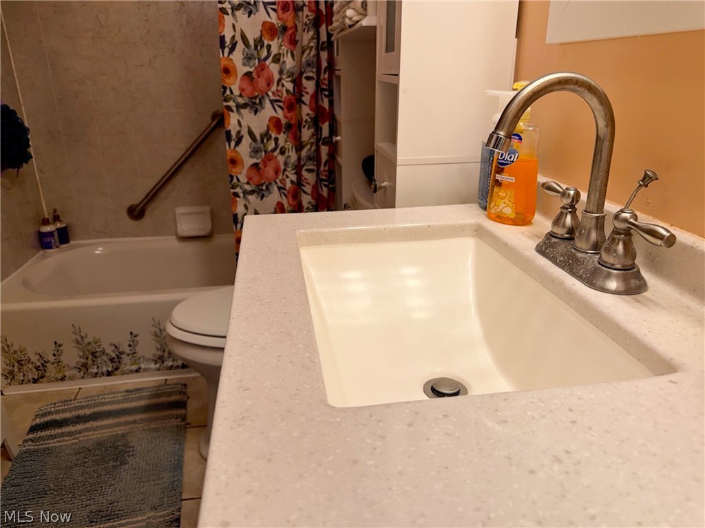 193 Fremont Avenue Property Photo 32