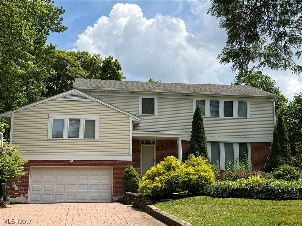 2455 Buckhurst Drive Property Photo 1