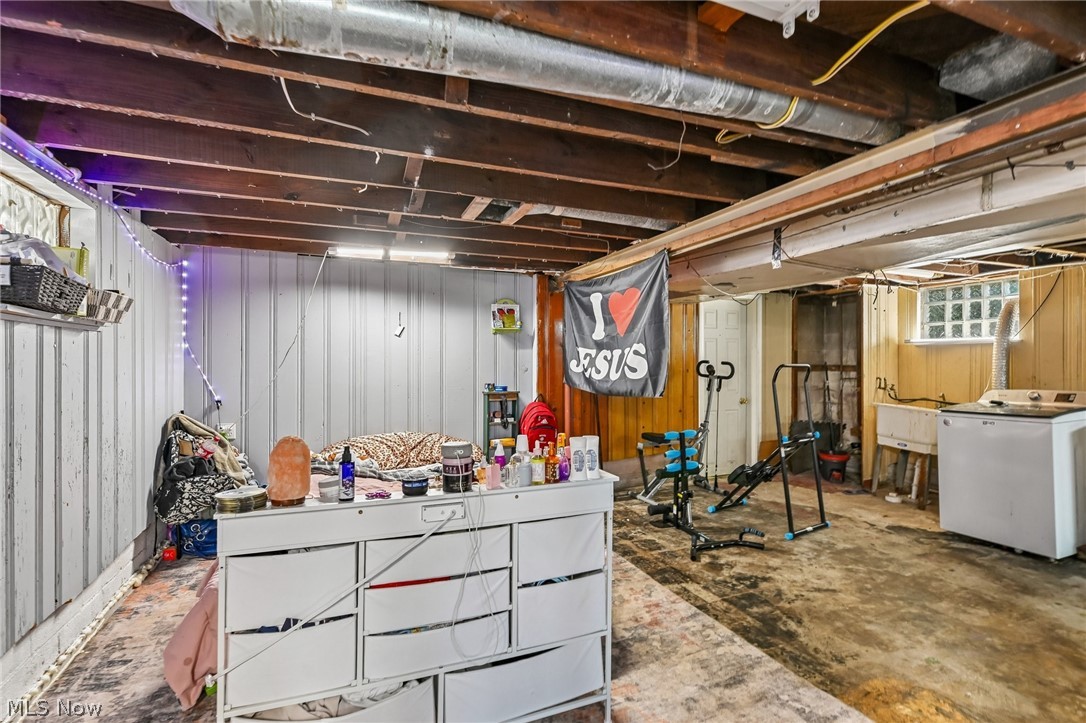 116 Lafayette Avenue Property Photo 38