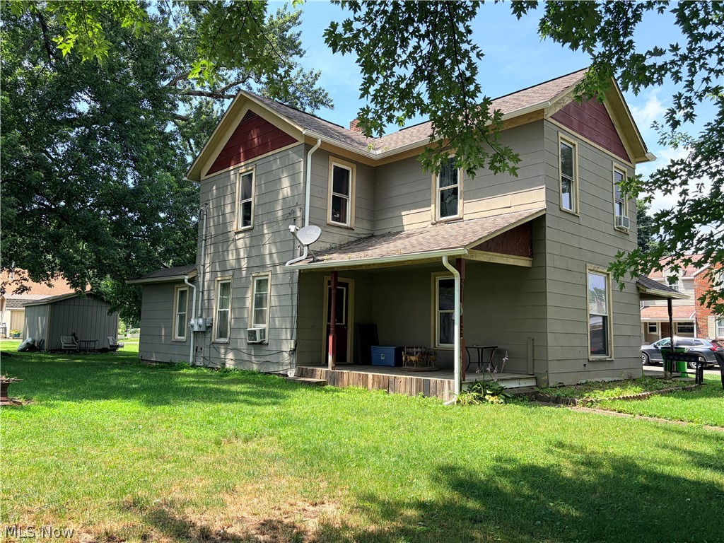 209 S Main Street Property Photo 1