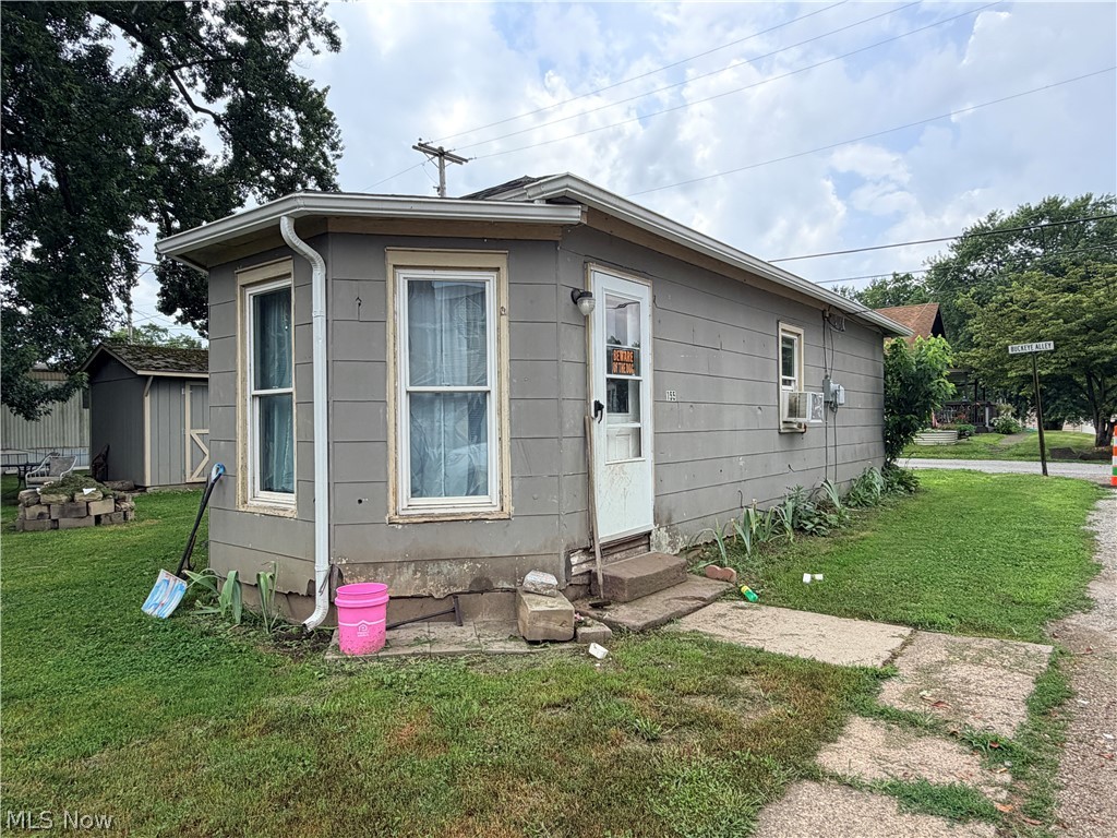 209 S Main Street Property Photo 4