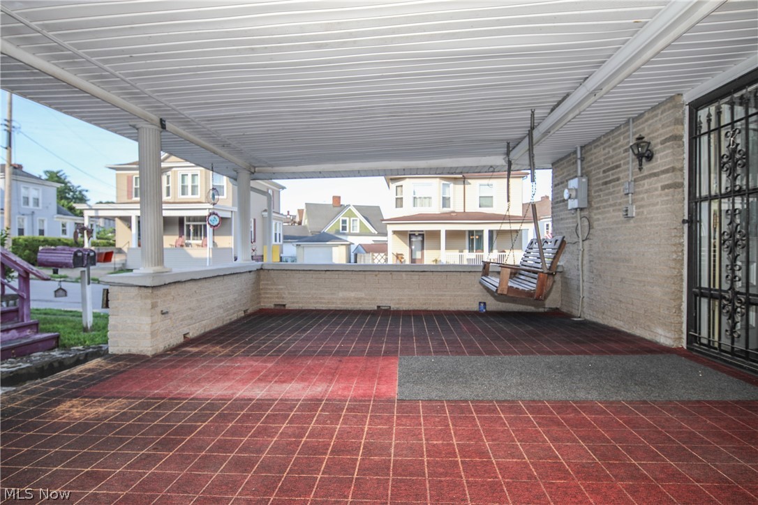 401 W Vine Street Property Photo 7