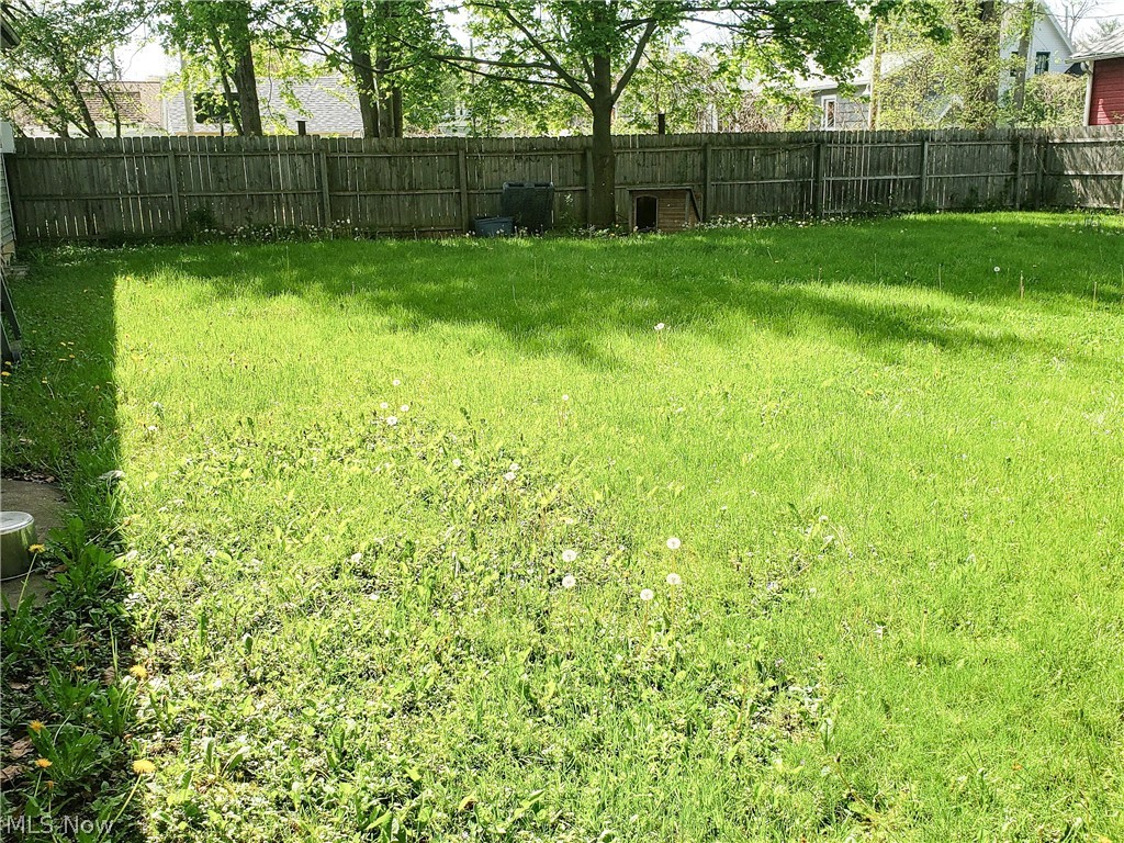 26 Edison Street Property Photo 15