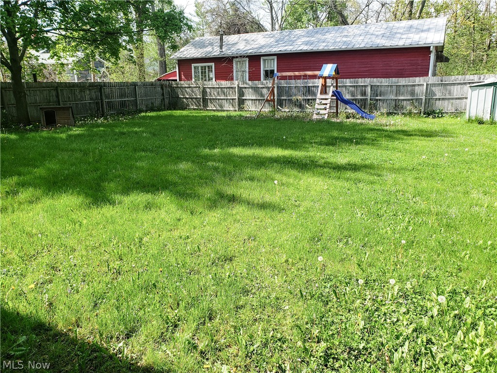 26 Edison Street Property Photo 17