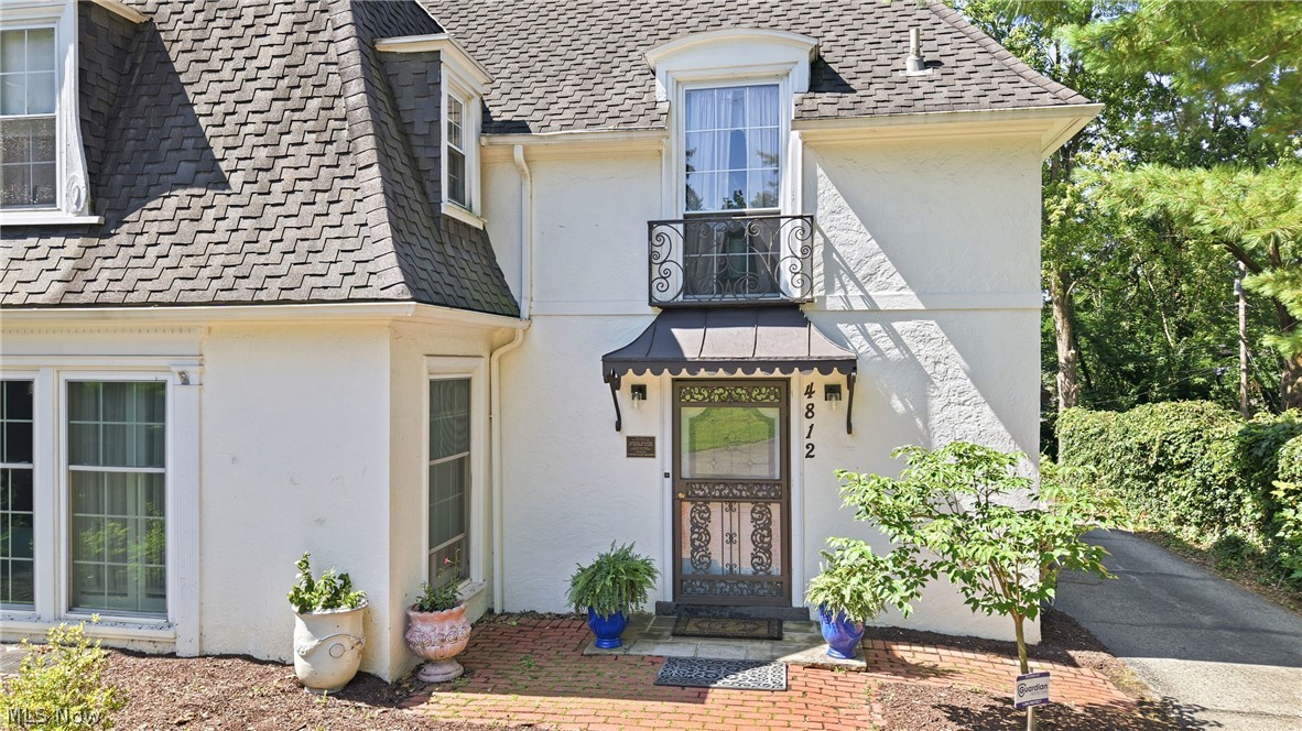 4812 Oak Knoll Drive Property Photo 2