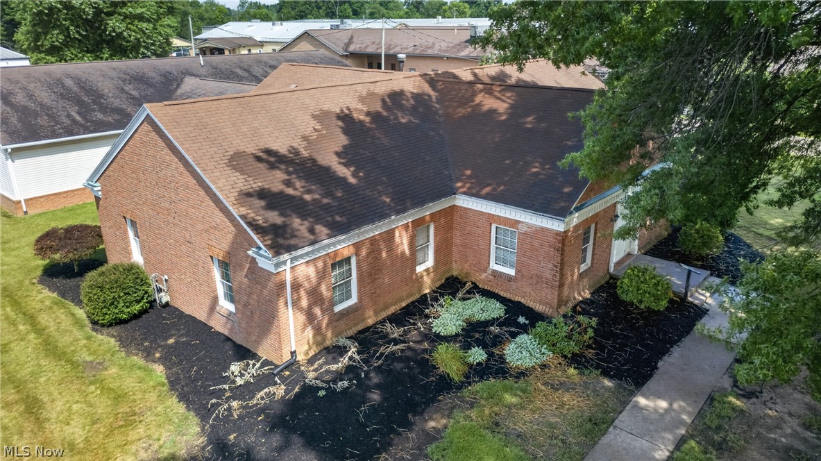 1645 N Main Street Property Photo 6