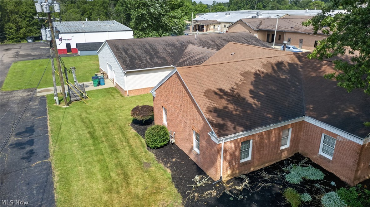 1645 N Main Street Property Photo 7