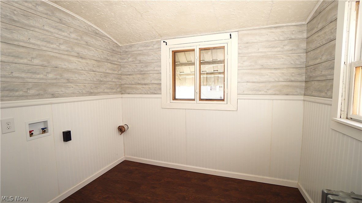 1448 Creighton Avenue Property Photo 14