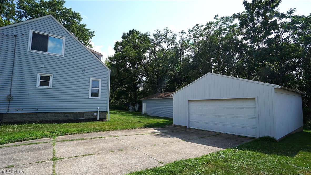 1448 Creighton Avenue Property Photo 23