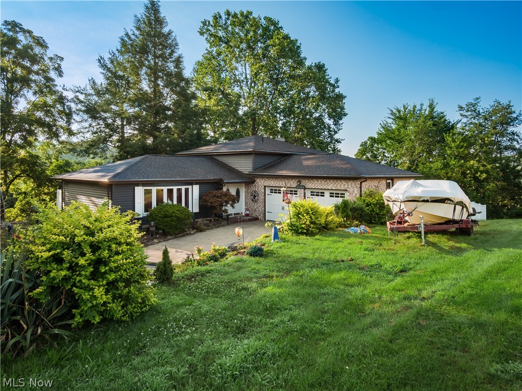 61380 Summit Road Property Photo 2